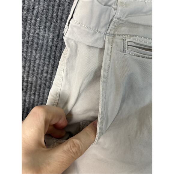 American Eagle Mens Chino Shorts Size 36 Tan Next Level Flex Mid Rise Casual - Picture 5 of 12